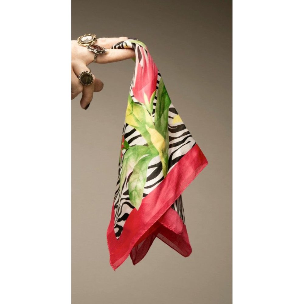 Wild Animals Metallic Scarf Vintage Accessories Made in Italy